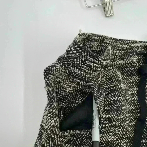 Ann Taylor LOFT Medium Pull On‎ Mini Skirt Black Ivory Front Side Pockets Ribbon - Picture 5 of 7